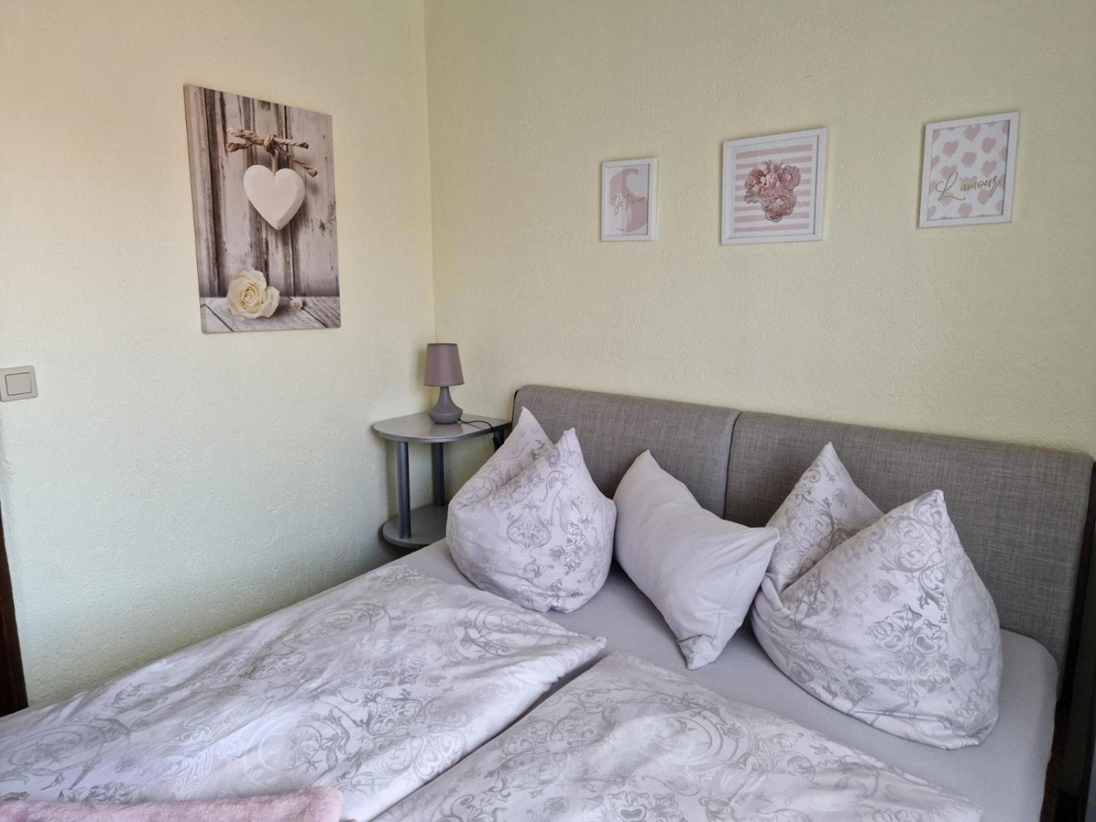 Pension Zum Lukullus Wernigerode Ruang foto